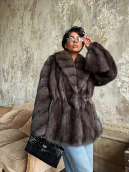 Women's Elegant Fake Fur Jacket Fashion Winter New Sleeve Bell Lapel Long Sleeve Coat Luxury Daily High Street Lady Outwear 2026