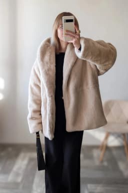 BJTZ Women’s Thickened Padded Faux Fur Coat Winter Warm Fake Fur Jacket Elegant Luxury Outerwear