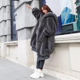 2025 Winter New Faux Fur Cotton Coat Fashion Hooded Cotton Coat Long Plush Fleece Temperament Loose Jacket Women Winter Trend