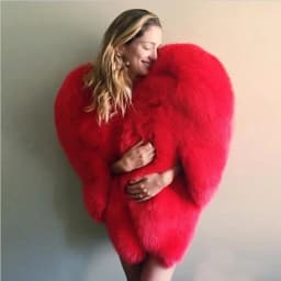 Stylish 3D Red Love Heart Shaped Cape Womens Artificial Fox Fur Coat Thick Warm Women Clothing Hairy Shaggy Outerwear Winter Top