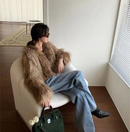 FANIECES Luxury Faux Fur Coats Women Winter Long Sleeve Furry Collarless Cardigan Fluffy Short Artificial Fur Outerweart шуба