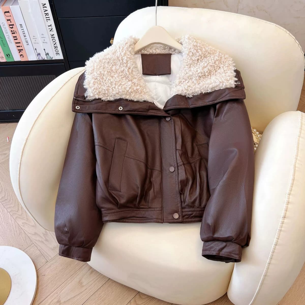 Lambskin Large Fur Collar Fake Lambskin Leather Jacket 2025 New Women Autumn Winter Jacket Coat Korean Loose Down Cotton Jacket