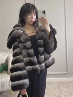 ZADORIN Luxury Winter Jackets for Woman Chinchilla Color Fluffy Warm Faux Rabbit Fur Coat Woman Big Lapel Short Faux Fur Jacket