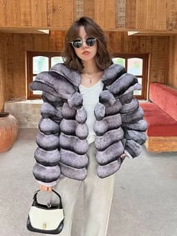 ZADORIN Luxury Winter Jackets for Woman Chinchilla Color Fluffy Warm Faux Rabbit Fur Coat Woman Big Lapel Short Faux Fur Jacket