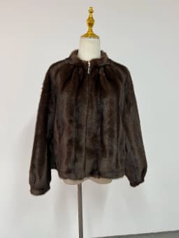2026 New Fur Coat Women Fashion Essential Mink Coat Warm Short Leather Outerwear Winter Fur Jacket