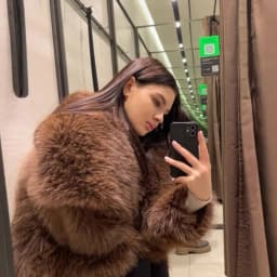 2025 Winter New Fashion Gradient Fluffy Fur Coat Women High Street Luxury Big Fur Collar Faux Fox Fur Jacket Female Overcoats
