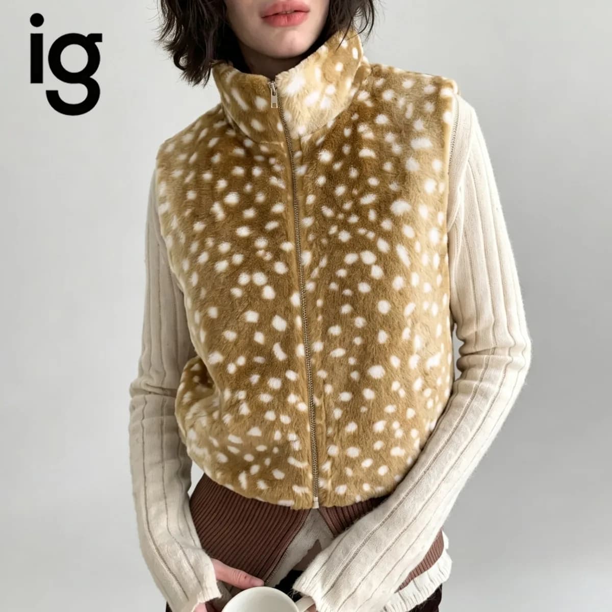 IG Women Deer Spotted Plush Faux Fur Vest, Stand Collar Full Zip Sleeveless Cropped, Soft Fluffy Warm Winter Casual Outerwear