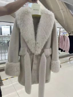 Luxury Vintage Faux Fur Coat Women Fur Collar Long Sleeve with Belt Oversized Fur Jacket Warm Thick Winter Cardigan Lady's Coats