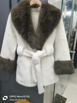Luxury Vintage Faux Fur Coat Women Fur Collar Long Sleeve with Belt Oversized Fur Jacket Warm Thick Winter Cardigan Lady's Coats