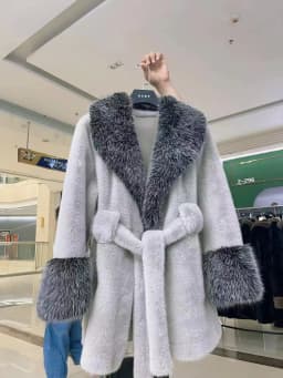 Luxury Vintage Faux Fur Coat Women Fur Collar Long Sleeve with Belt Oversized Fur Jacket Warm Thick Winter Cardigan Lady's Coats