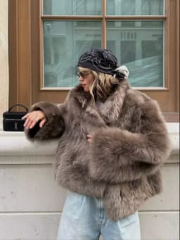Women's Faux Fur Short Jacket Elegant Fashion Stand Collar Single Breasted Loose Coats 2025 Lady New Daily High Street Jackets