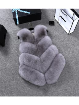 ZADORIN New Luxury Faux Fox Fur Vest Women Furry Short Faux Fur Vests Fur Gilet Fourrure Autumn Winter Faux Fur Coats Overcoat