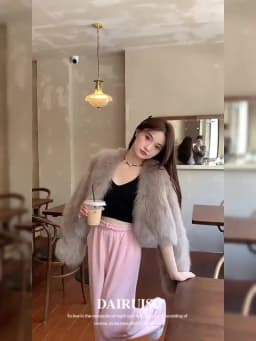 Female Faux Fur Jacket Coat Autumn Winter Women Fashion Short Plush Overcoat Ladies Long Sleeves Imitation Fox Fur Jacket