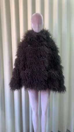 Nerazzurri Winter Short Oversized Warm Shaggy Fuzzy Striped Faux Mongolian Fur Coat Women High Quality Fluffy Hooded Jacket 2026