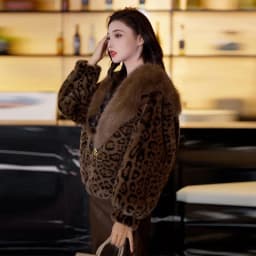 Korean Female Fashion Long Sleeves Fur Jacket Autumn Women High End Leopard Print Mink Faux Fur Coat Winter Ladies Plush Outwear