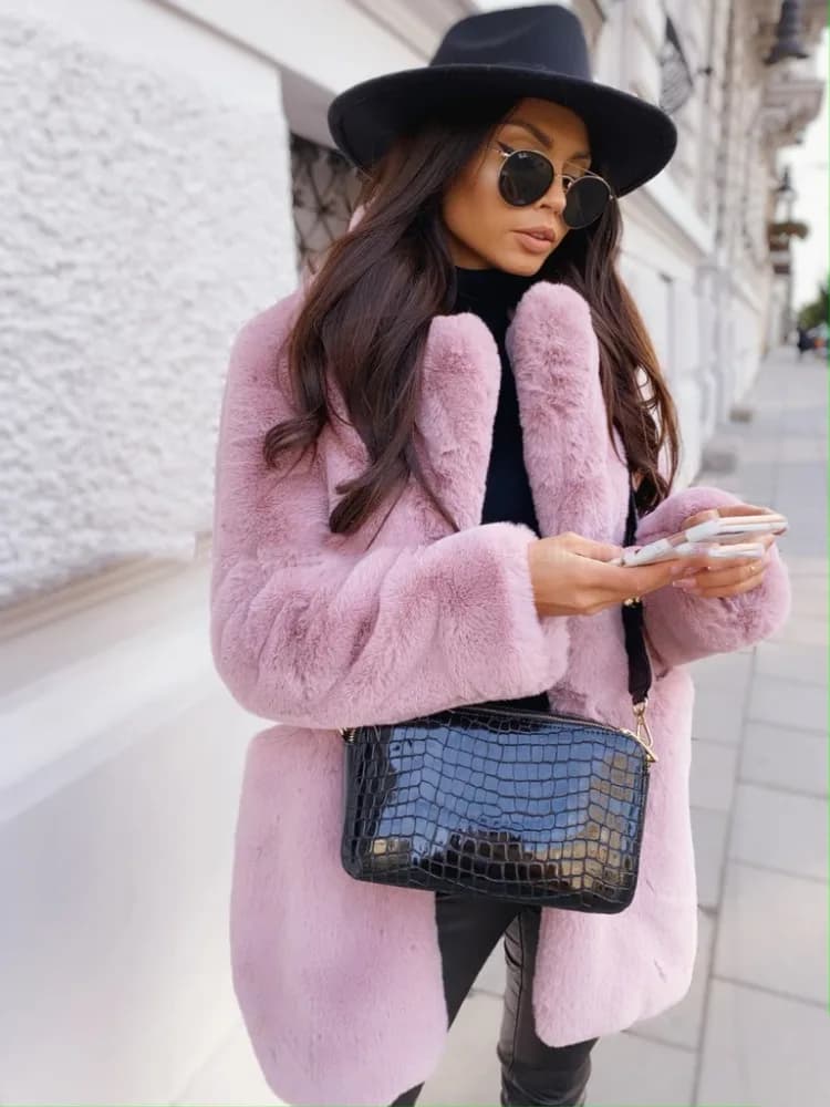 Luxury Autumn Winter Lapel Fur Coat Women Warm Thick Faux Fur Jacket Design Office Lady Outerwear Solid Long Sleeve Fur Cardigan