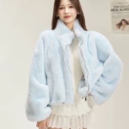 Women Casual Faux Fur Coat Stand Collar Zip Up Long Sleeve Oversized Fluffy Warm Trendy Cropped Jacket Fall Winter