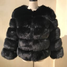 HJQJLJLS 2023 Winter New Fashion Women Faux Fur Coat Female Black Elegant Fluffy Thick Warm Artificial Fox Fur Jacket Outerwear
