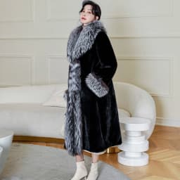 New women's warm fur coat winter leisure mink long coat loose windbreaker fox fur collar jacket