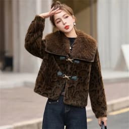 2025 Autumn Winter Wide Lapel Fox Fur Short Jacket Women's Leopard Print Faux Fur Integrated Coats Lady Loose Mink Fur Outerwear