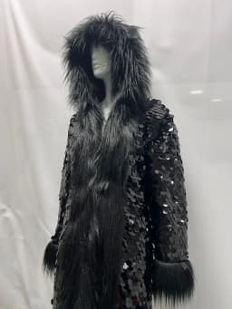 Patchwork Women Hooded Faux Fur Coat Fox Fur Long Sleeve Thick Warm Fur Outerwear Spliced Party Stage Loose Fit Sequined