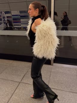 Tossy Female Fluffy Faux Fox Fur Jacket Overcoat Winter Loose Luxury Long Sleeve High Waist Patchwork Coat Women's Outwear 2025