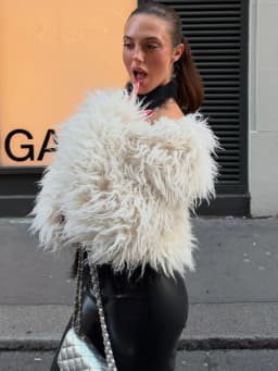 Tossy Female Fluffy Faux Fox Fur Jacket Overcoat Winter Loose Luxury Long Sleeve High Waist Patchwork Coat Women's Outwear 2025