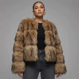 ZADORIN Fashion Woman Faux Raccoon Fur Coat Luxury Short Warm Fur Top Furry Jacket Women Winter Plush Fluffy Fur Coats for Woman