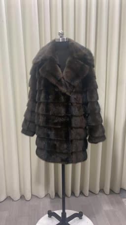 Nerazzurri Autumn Winter Brown Striped Thick Warm Faux Mink Fur Coat Women Elegant Luxury High Quality Chic Fluffy Jacket 2026