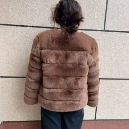 Women's Fluffy Faux Fur Coat Winter Hot Selling Fashionable Luxury Faux Fox Fur Coat Long Sleeve Ladies' Fake Fur Winter Clothin