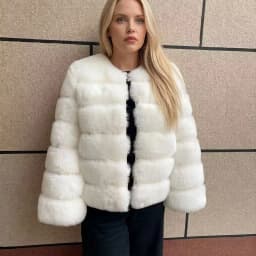 Women's Fluffy Faux Fur Coat Winter Hot Selling Fashionable Luxury Faux Fox Fur Coat Long Sleeve Ladies' Fake Fur Winter Clothin