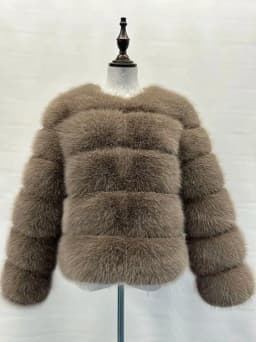 Women's Fashion faux fur coat super hot Autumn Winter women short Faux fox fur fluffy jacket high quality Ladies furry coats