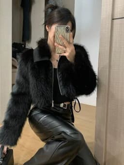 Fashionable Luxury Fluffy Coat Women's Top Winter Outerwear Trendy Turn-down Collar Short Style Thickened Long Sleeve