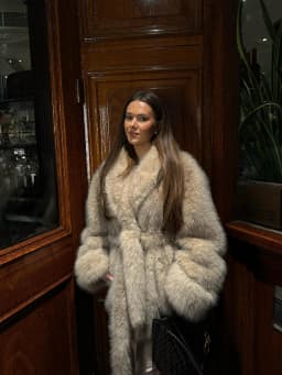 Gray Gradient Belt Oversized Tie Waist Faux Fur Maxi Women Coat for Chilly Winter Morning Old Money Clean Fit Cozy Outwear
