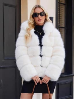 ZADORIN Winter Thick Warm Fluffy Faux Fur Coat Women Furry Hooded Long Sleeve Faux Fur Jacket Luxury Fur Coats Female Outerwears
