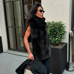 Elegant Luxury Thicken Brown Faux Fur Coats Women Loose Lapel Long Sleeve Furry Coats 2025 Winter Lady Warm Chic Outwear New