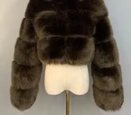 HJQJLJLS 2022 Winter Fashion Women Short Faux Fox Fur Coat Female Thick Fluffy Long Sleeve Crop Furry Top Lady Jacket LJLS129