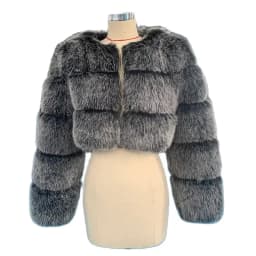 HJQJLJLS 2022 Winter Fashion Women Short Faux Fox Fur Coat Female Thick Fluffy Long Sleeve Crop Furry Top Lady Jacket LJLS129