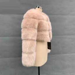 HJQJLJLS 2022 Winter Fashion Women Short Faux Fox Fur Coat Female Thick Fluffy Long Sleeve Crop Furry Top Lady Jacket LJLS129