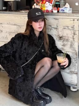 Winter 2026 New Eco-Friendly Short Thickened Lamb Fur Jacket Stand Collar Korean Style Women's Fashion Outerwear Coat