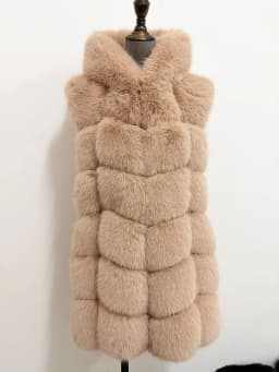 ZADORIN New Fashion Woman Sleeveless Faux Fur Coat Hooded Winter Fluffy Warm Faux Fur Vest Woman Faux Fur Coats and Jackets Tops
