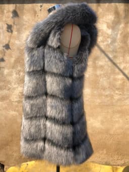ZADORIN New Fashion Woman Sleeveless Faux Fur Coat Hooded Winter Fluffy Warm Faux Fur Vest Woman Faux Fur Coats and Jackets Tops