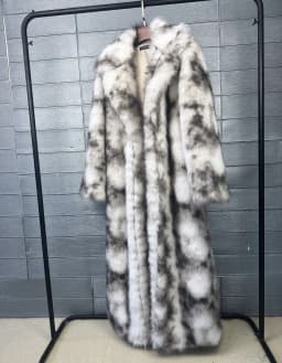 ZADORIN New 130cm Long Fluffy Faux Fox Fur Coat Woman Elegant Lapel Thick Warm Faux Fur Jacket Woman Winter Fur Coats Outerwears