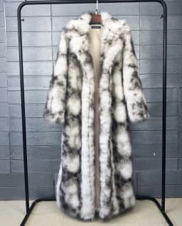 ZADORIN New 130cm Long Fluffy Faux Fox Fur Coat Woman Elegant Lapel Thick Warm Faux Fur Jacket Woman Winter Fur Coats Outerwears