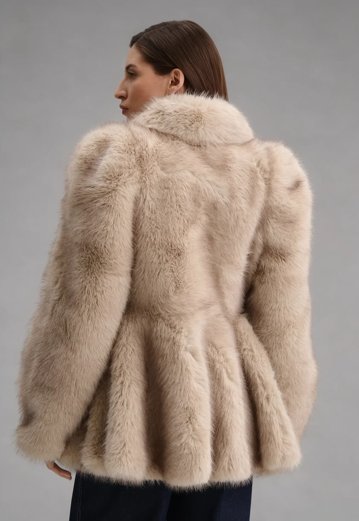IG Women Wide Lapel Cinched Waist Faux Fur Coat, Peplum Hem Mid-Length Fluffy Jacket, Side Pockets Winter Warm Beige Casual Oute