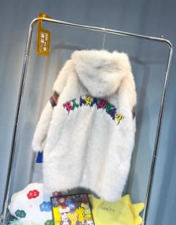 European Style Overcoats 2023 Winter New Embroidered Mink Hooded Faux Fur Women's Fashion Fur One Fur Warm Large Pocket Fur Coat
