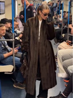 Brown Long Faux Fur Coat Women Fashion Full Sleeve Fluffy Loose Lace Up Overcoat 2025 Winter Lady Daily High Street Outwear