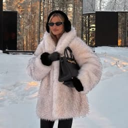 Women's Faux Fur Coat Long White Fluffy Lapel Collar Warm Winter Jacket Elegant Luxe Chic Quiet Luxury Outerwear