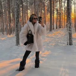 Women's Faux Fur Coat Long White Fluffy Lapel Collar Warm Winter Jacket Elegant Luxe Chic Quiet Luxury Outerwear