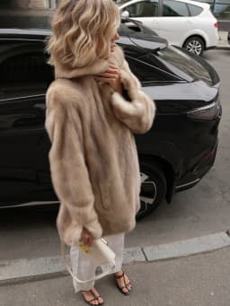 Women Winter Faux Fur Coat Warm Fluffy Mink Jacket Beige Camel Old Money Style 2026 New Lapel Collar Oversized Luxury Outerwear